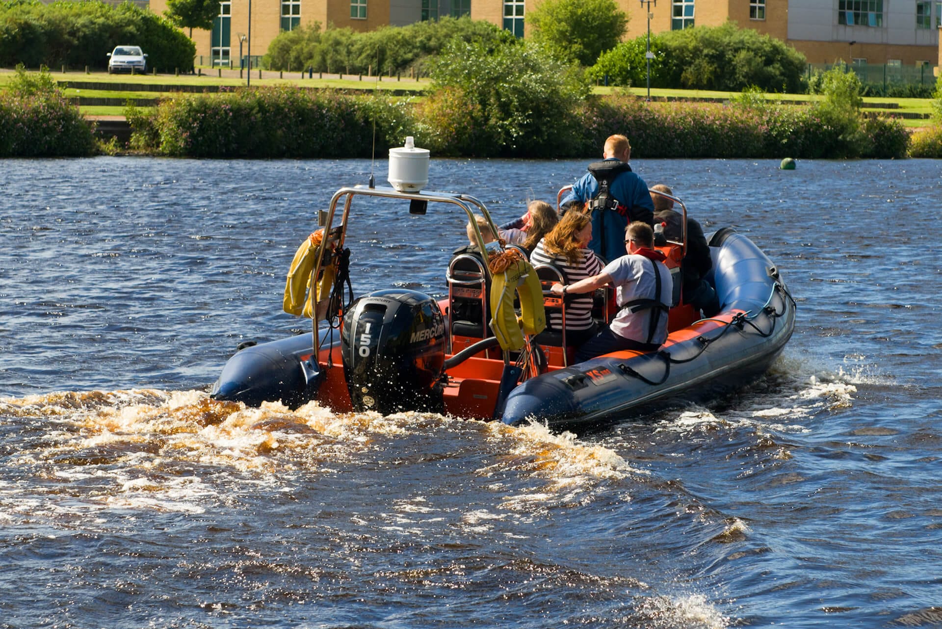 Powerboat Courses - Tees Barrage International White Water 